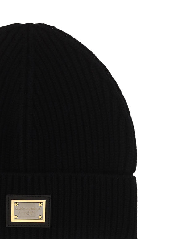 Knit Cashmere Hat with branded Plate - Black