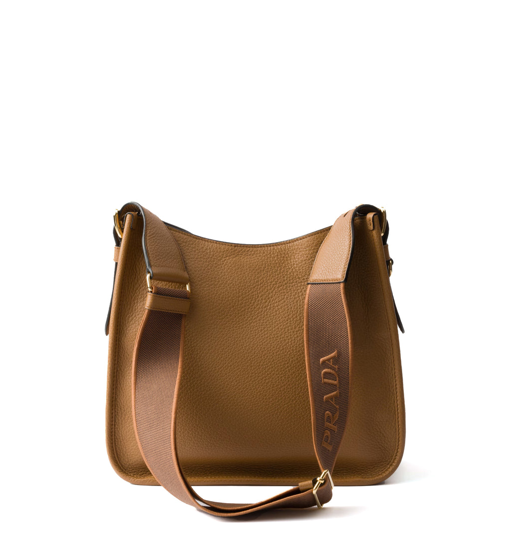 Medium leather bag