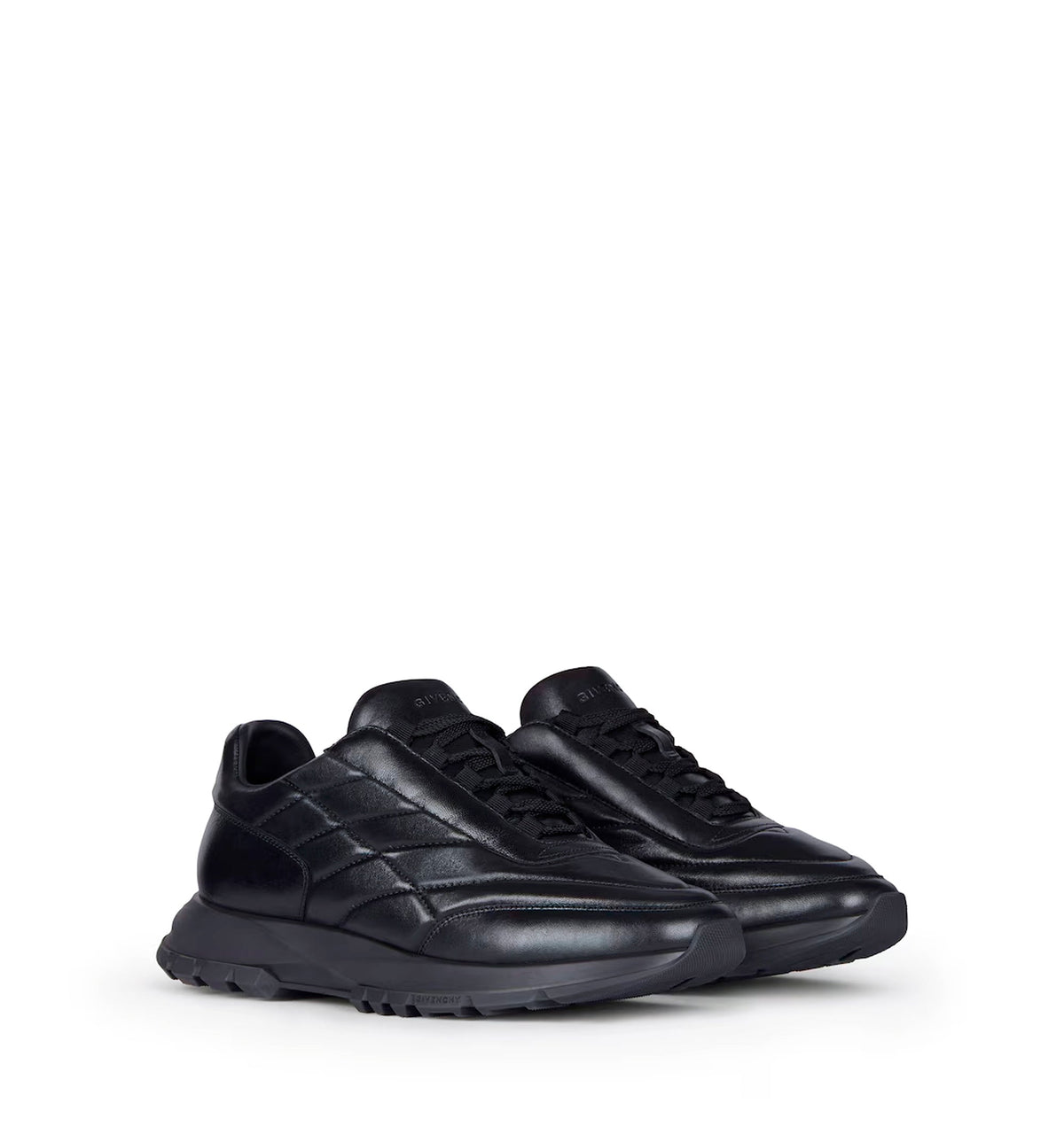 Trainers sneakers in shiny padded leather