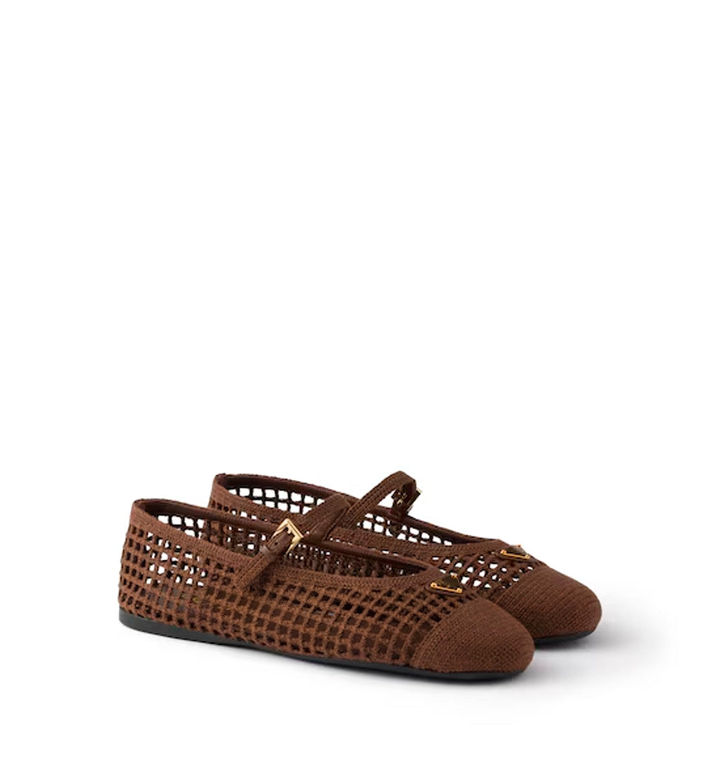 Crochet ballerinas