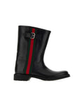 Men's boot with Web