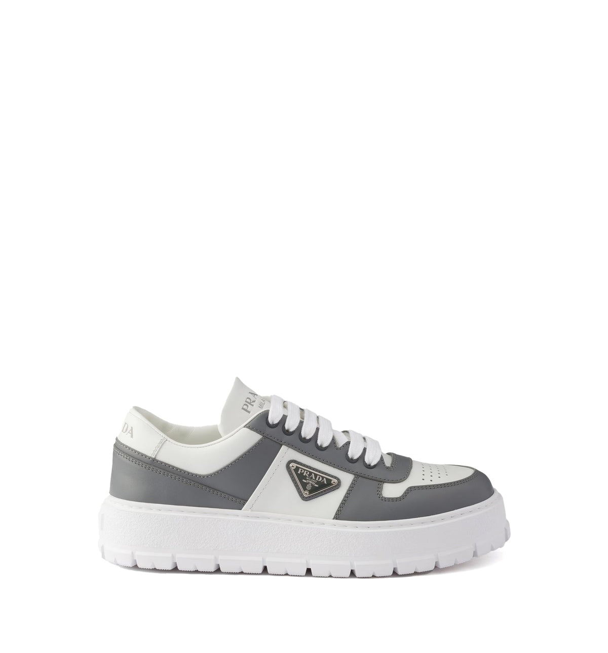 Leather sneakers