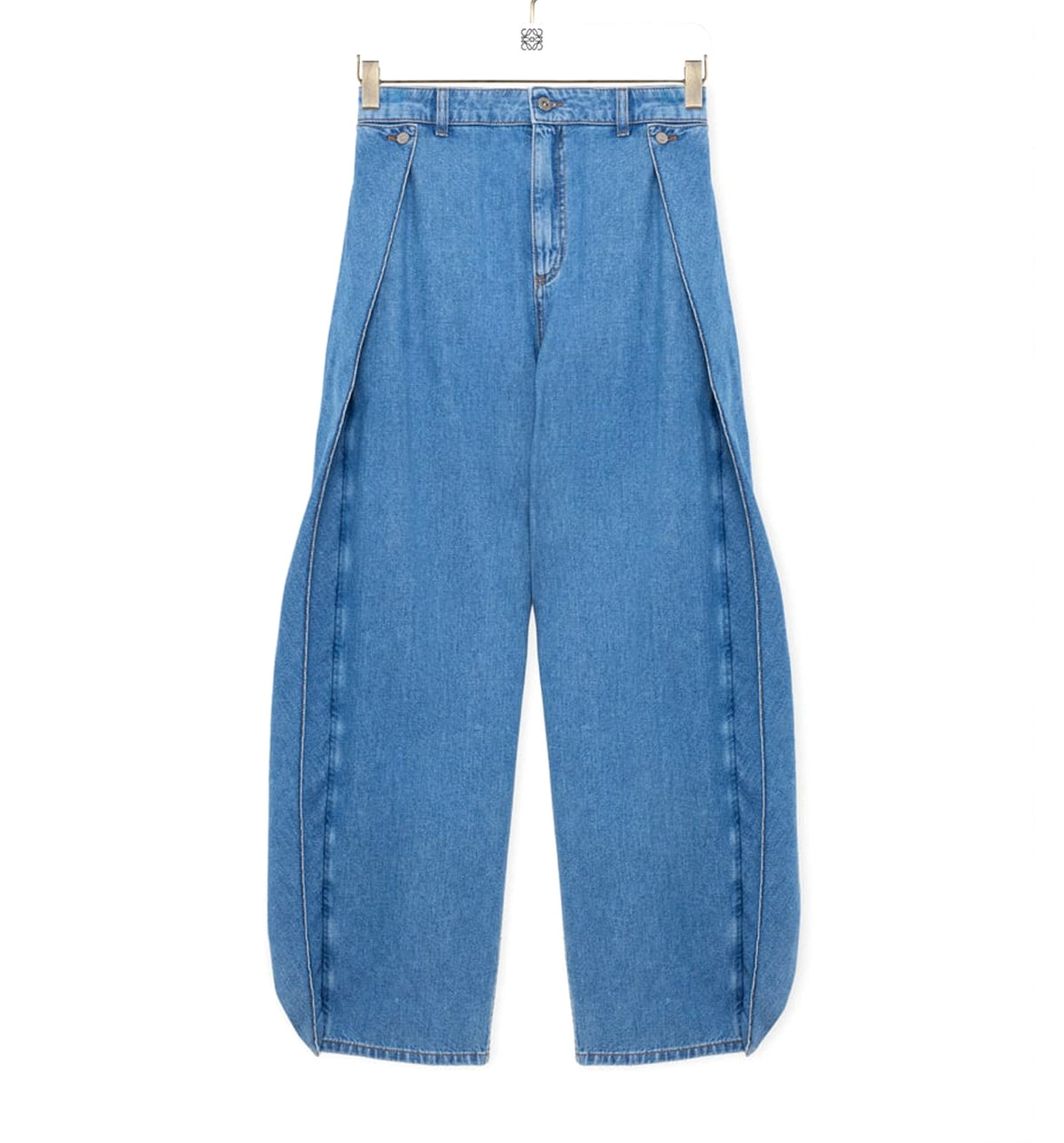 Jeans in denim