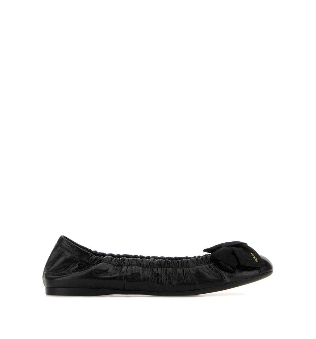 Leather ballerinas