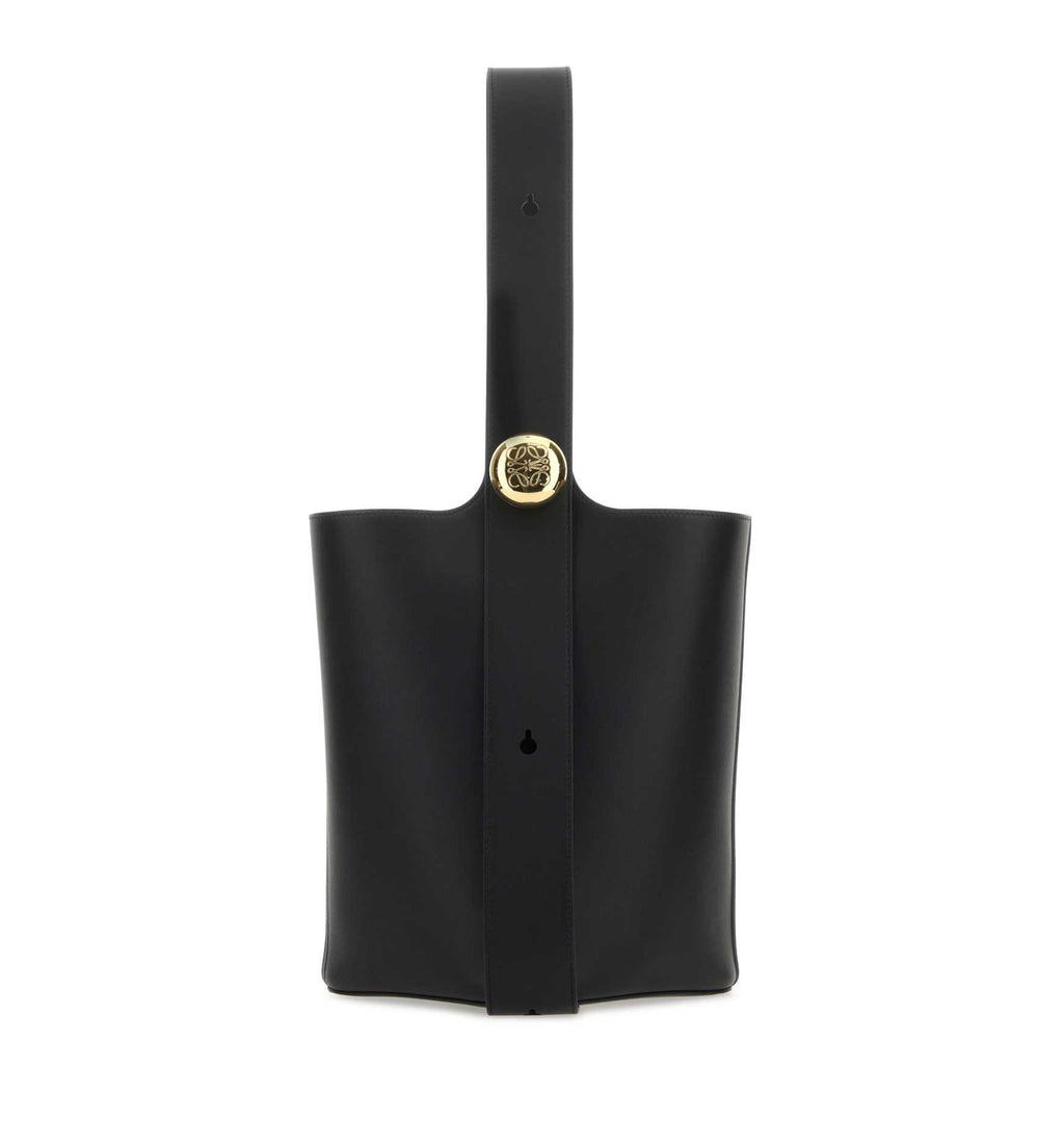 Medium Pebble Bucket In Smooth Calfskin