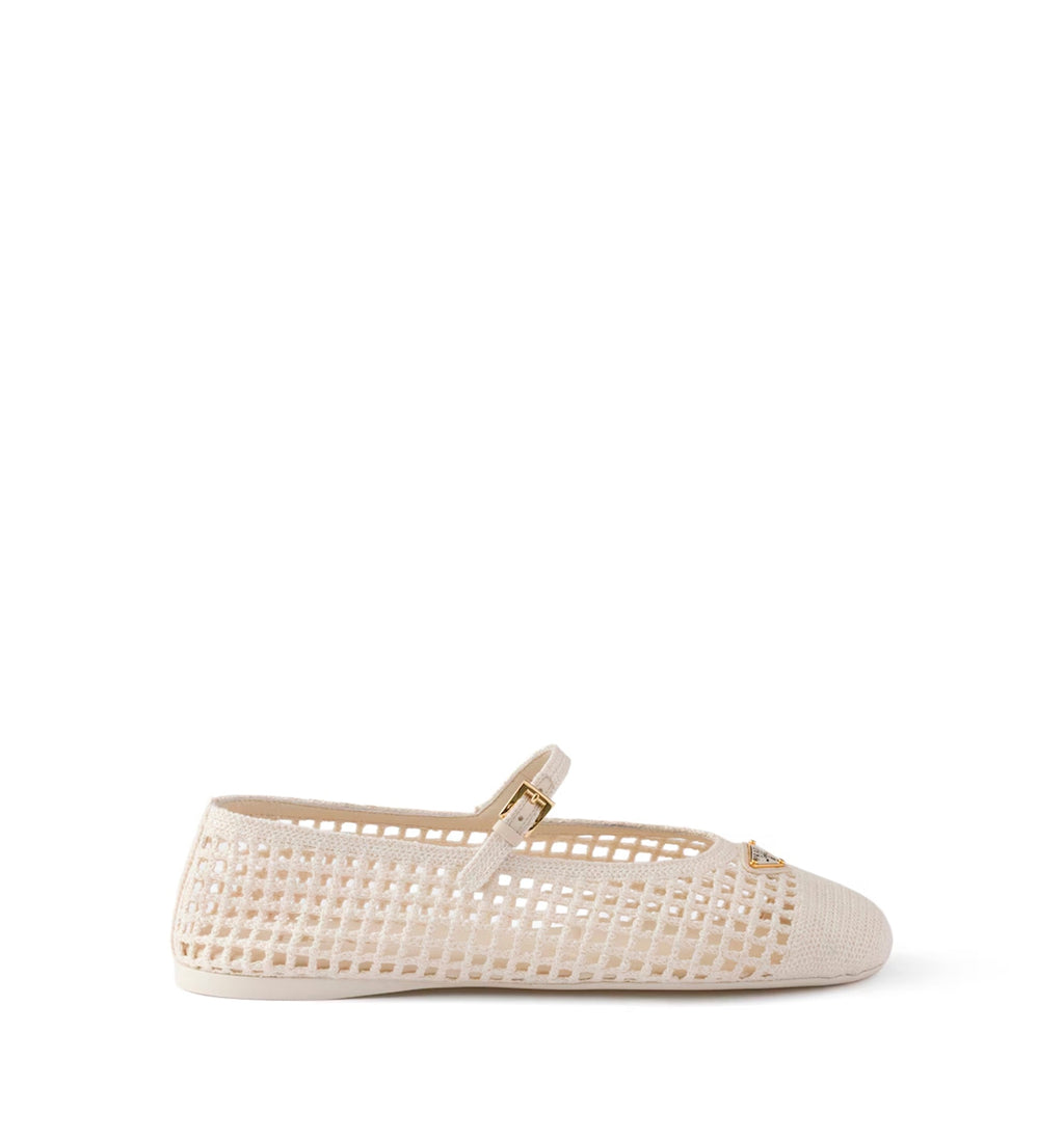 Crochet ballerinas