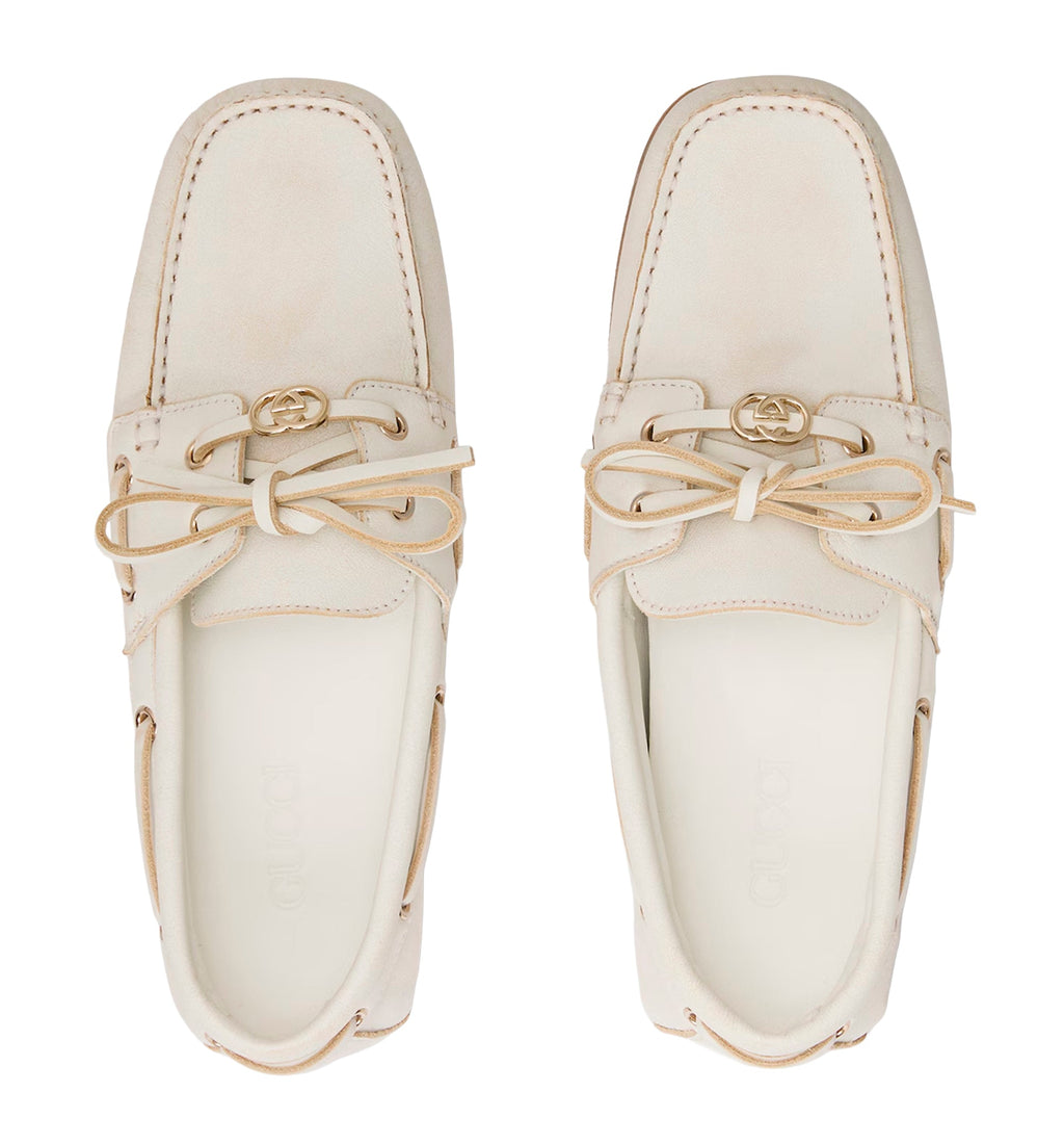Women's boat shoe