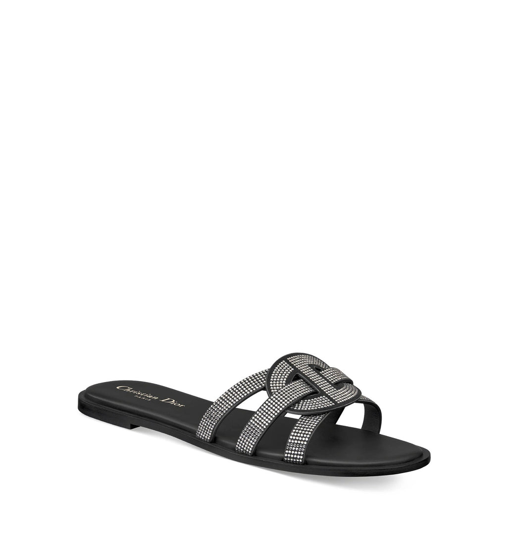 D-Club Slide