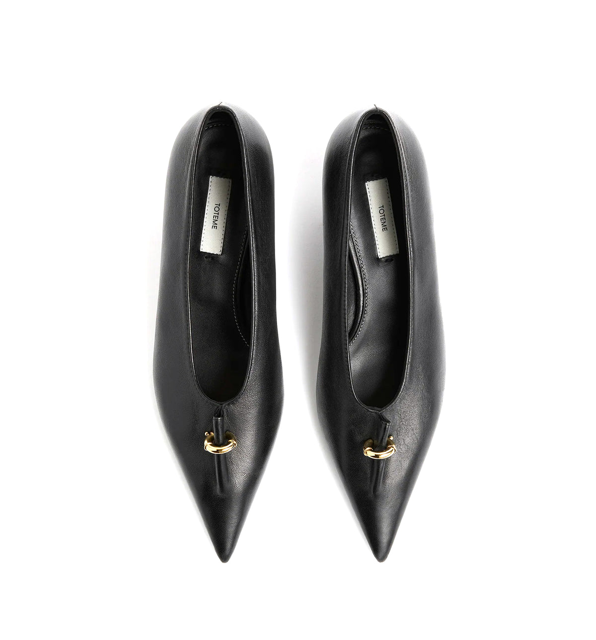 Pierced nappa pumps