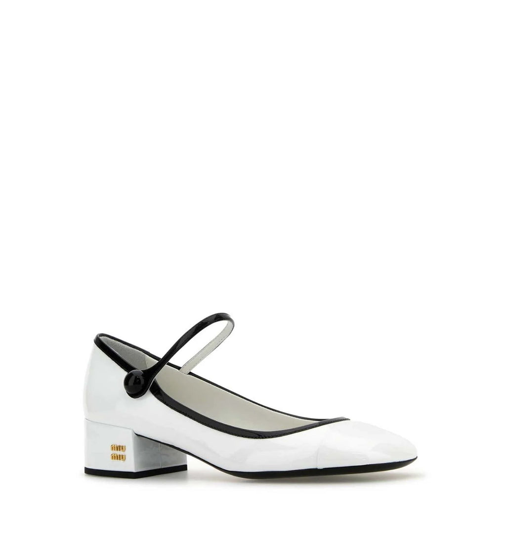 Logo-Lettering Pumps