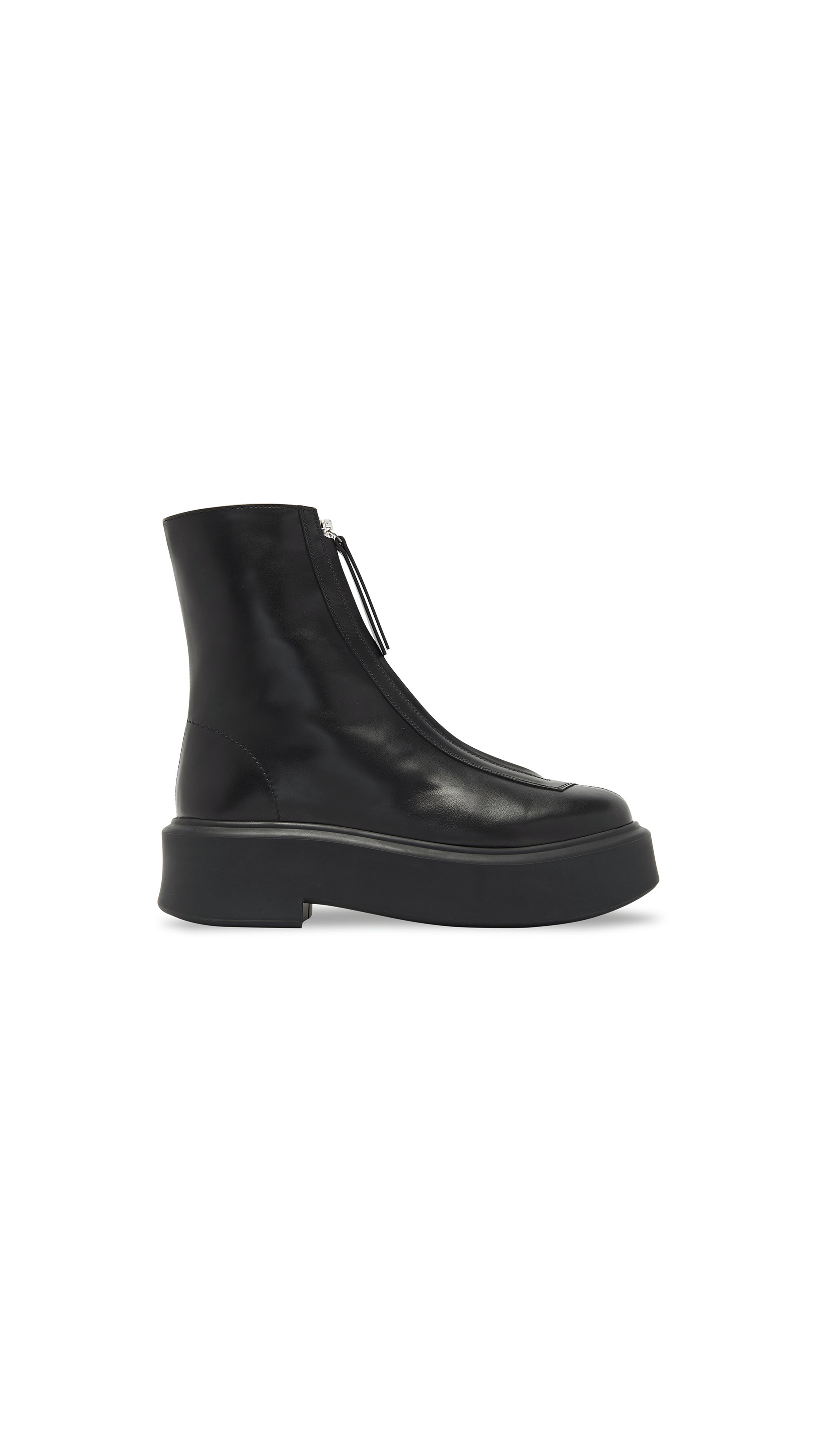 Zipped Boot in Leather - Black