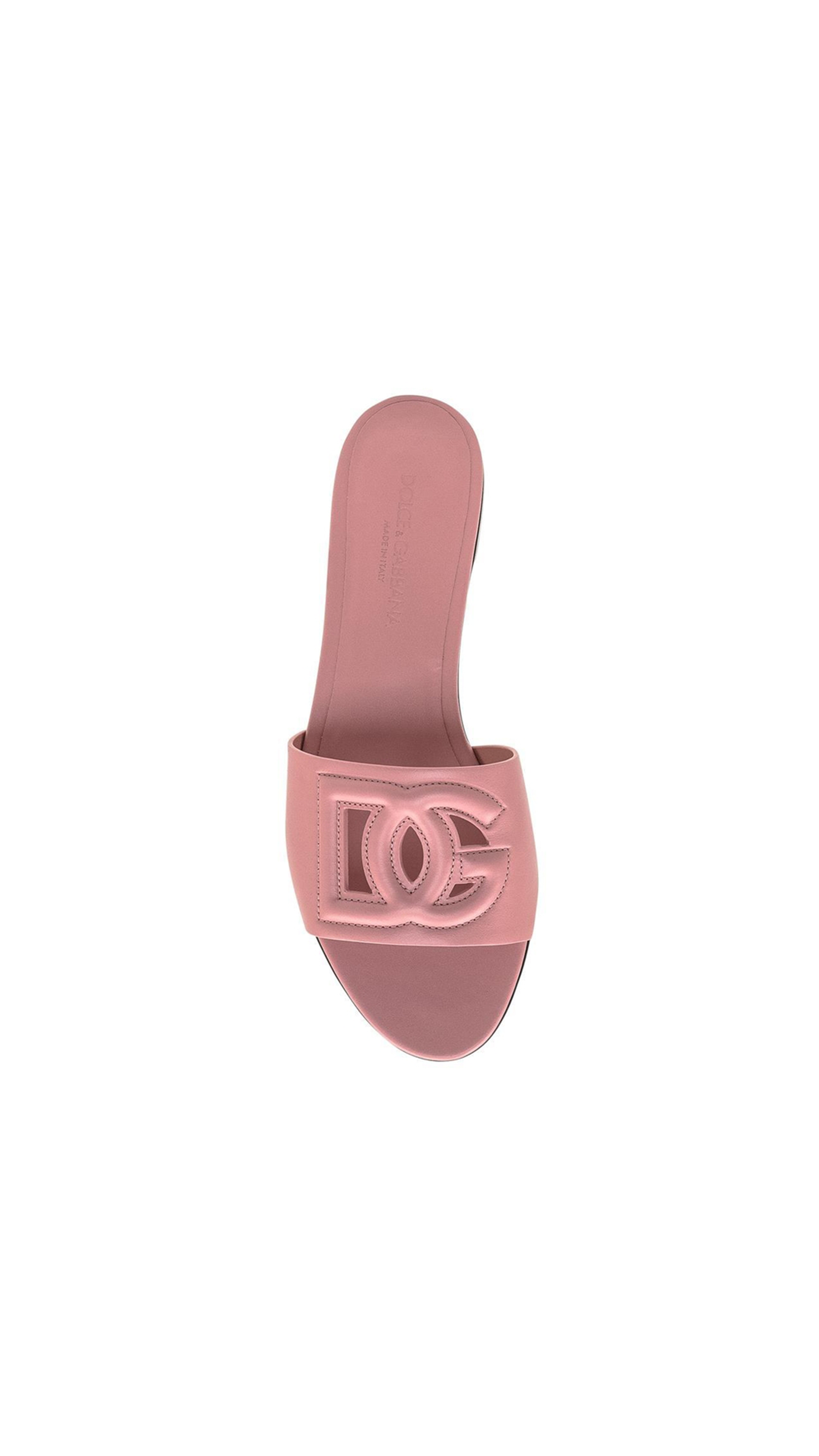 Calfskin Slides with DG Logo - Light Pink