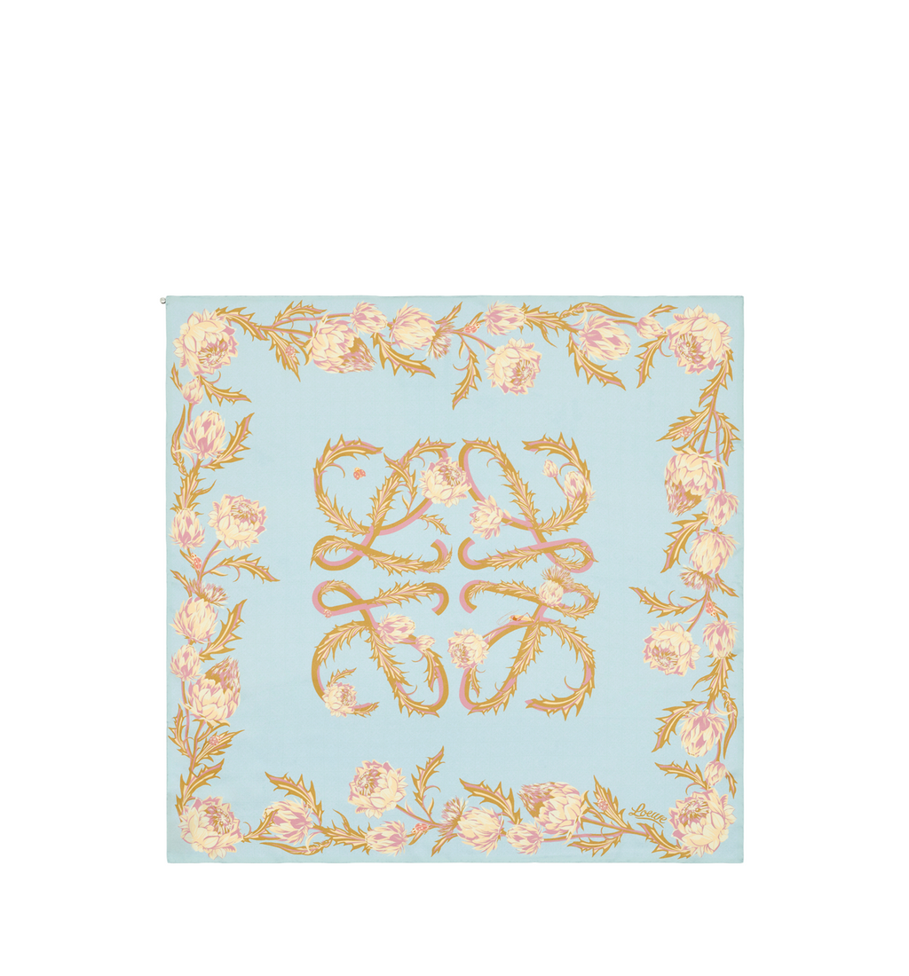 Scarf in silk