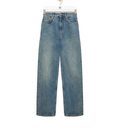 Jeans in denim