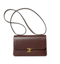 Le 17 leather shoulder bag with metal Triomphe closure