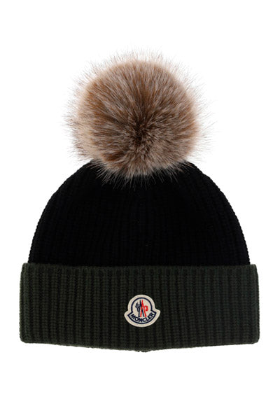 Beanie With Pom-Pom - Black / Grey